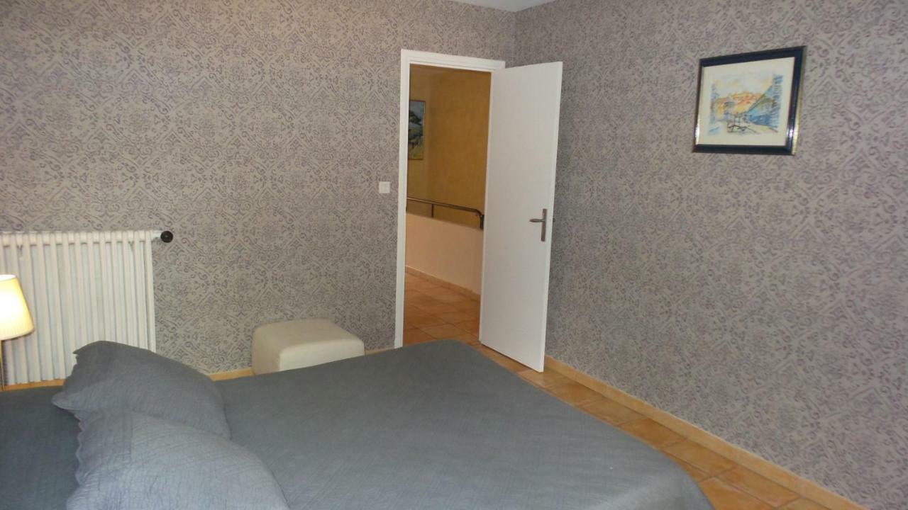 Spacieux Logement Face A La Cite Medievale Каркасон Екстериор снимка